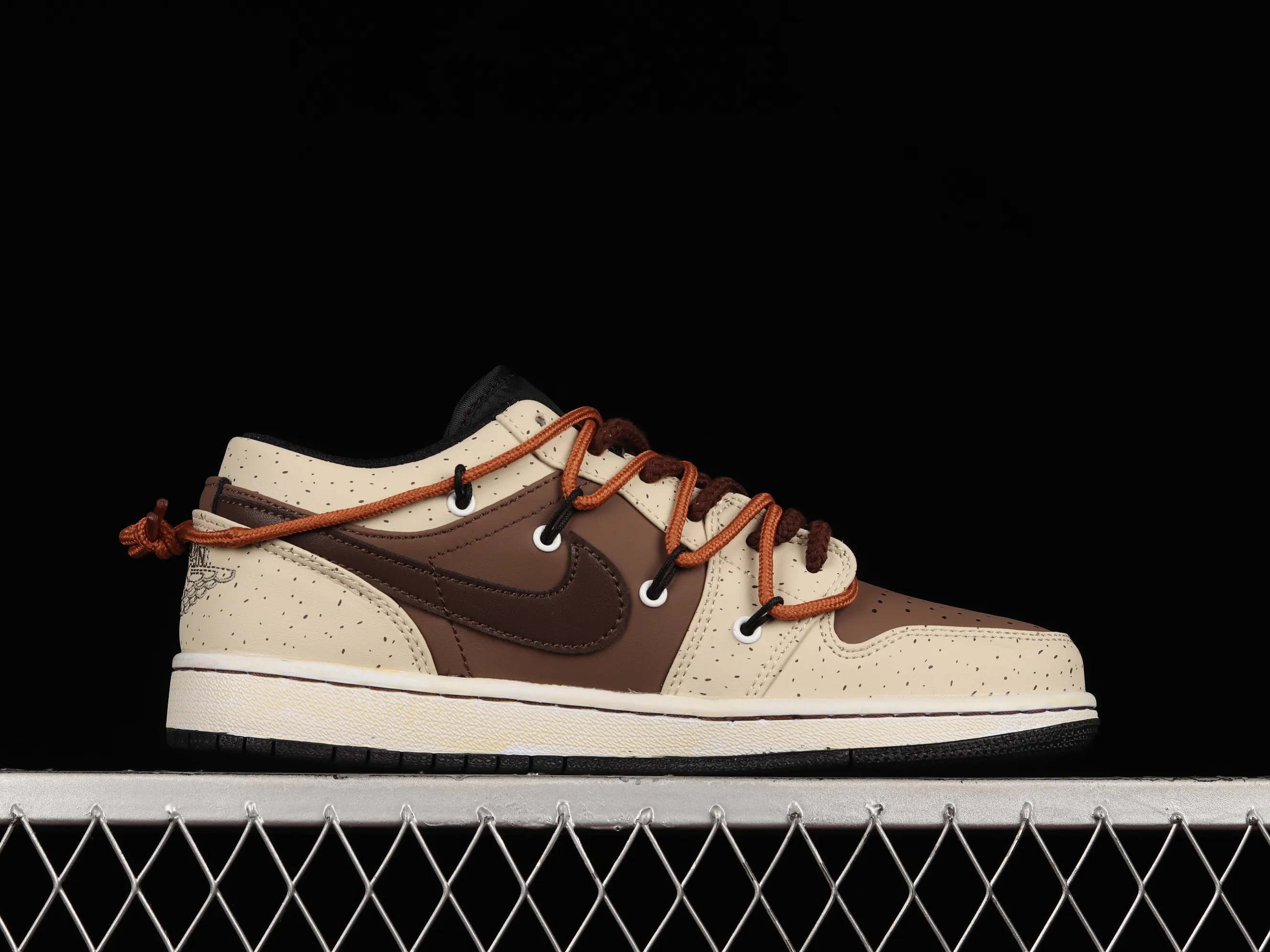 All categories Air Jordan Jordan series basketball shoes Air Jordan 1 Low Air Jordan 1 Low AJ1 Joe 1 customized version Vibe flavor deconstruction Sports culture basketball shoes DH9765-300